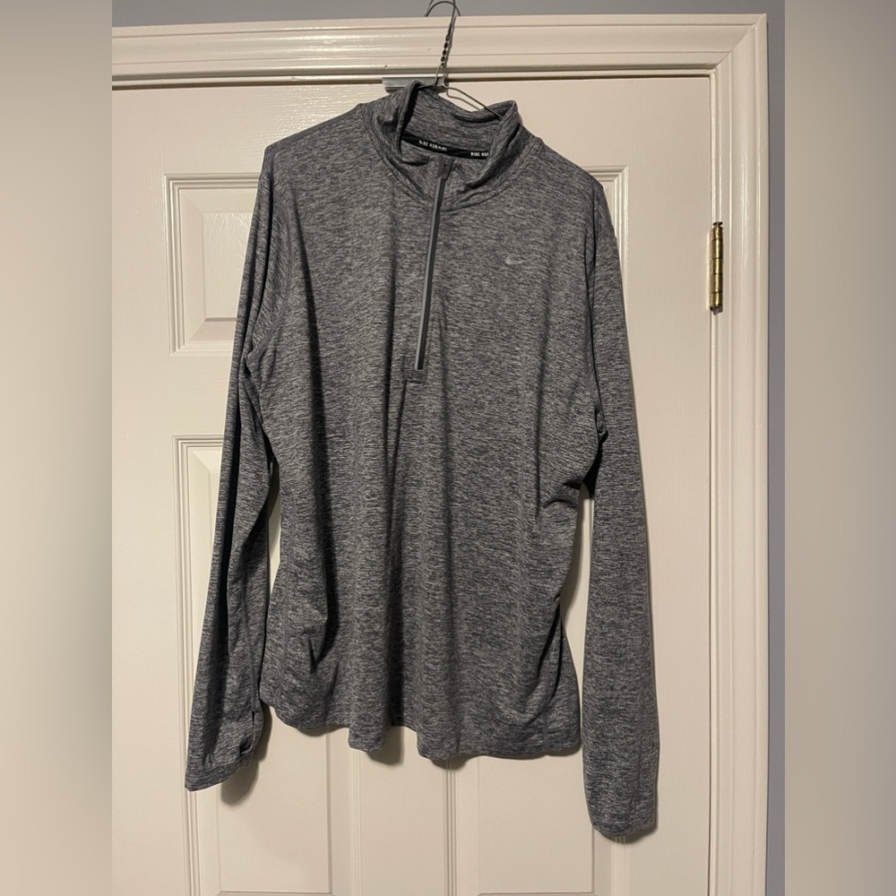 Nike pullover